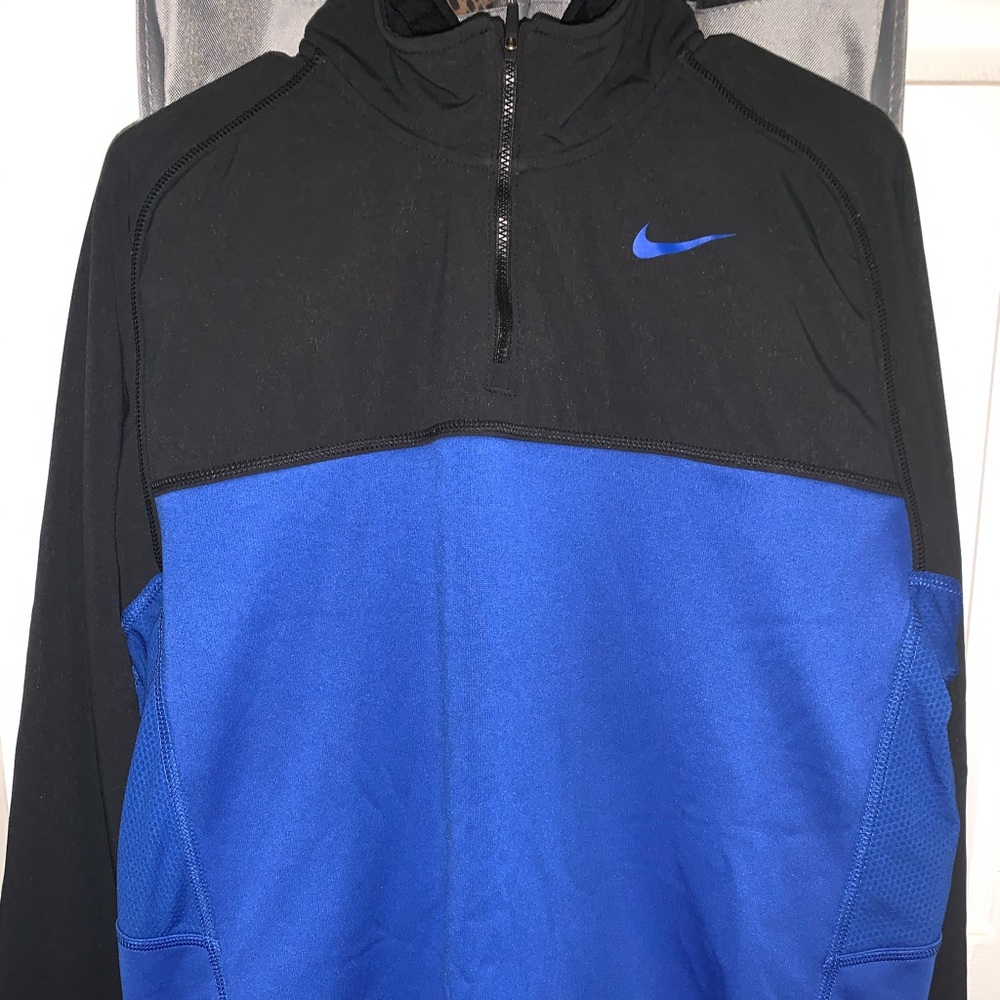 Nike Sweater
